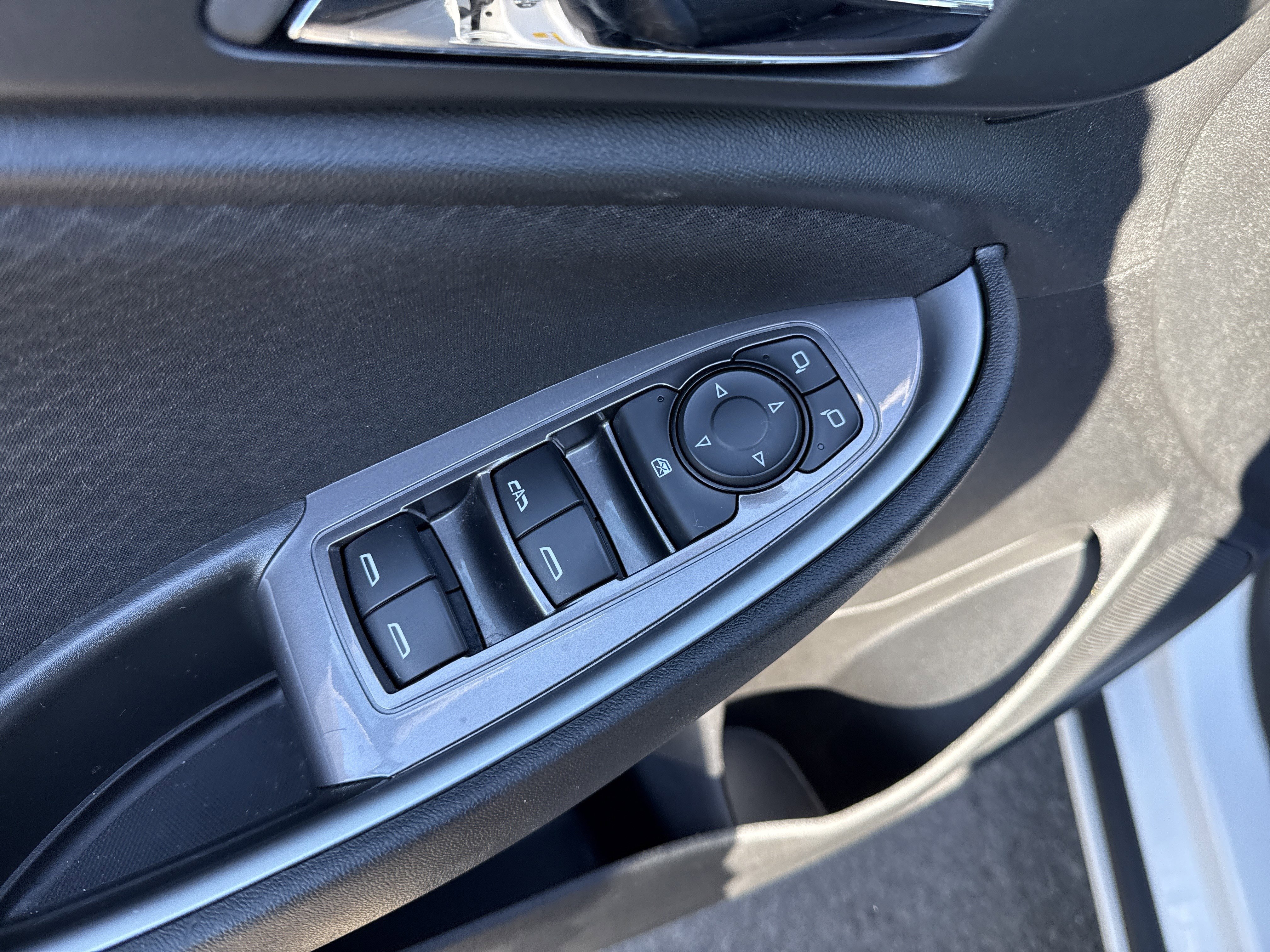 Used 2024 Chevrolet Malibu LT image 12