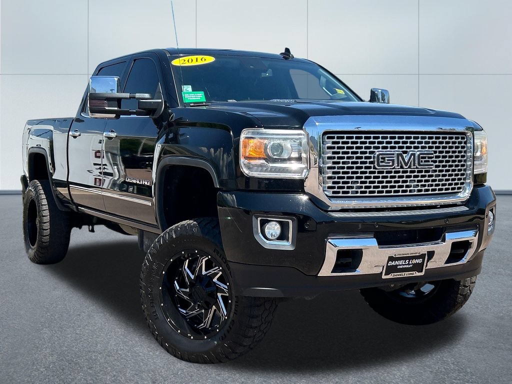 Used 2016 GMC Sierra 2500 Denali w/ Duramax Plus Package AWD/4WD image 33