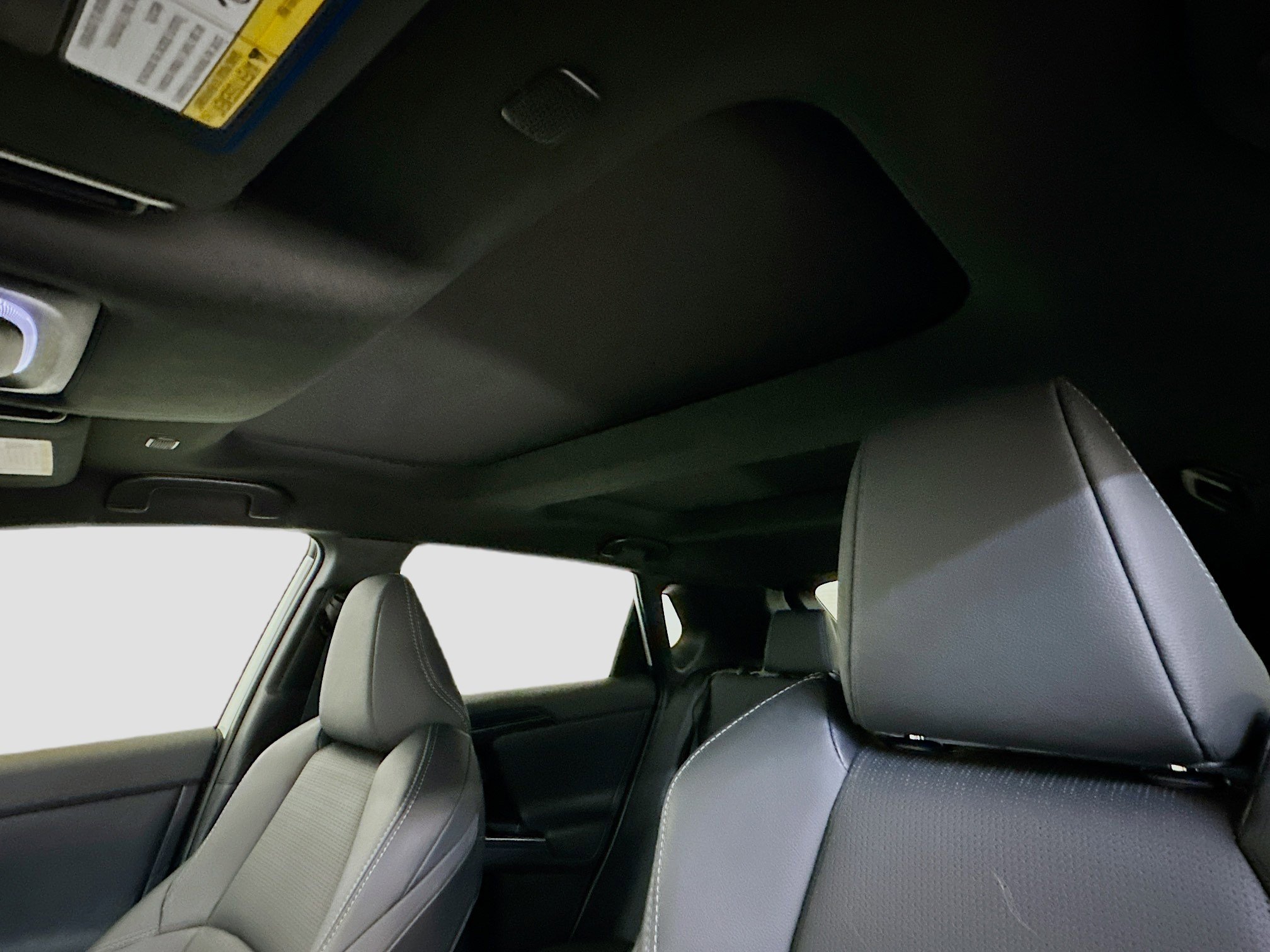 Used 2023 Toyota bZ4X Limited w/ Weather Package AWD/4WD image 27