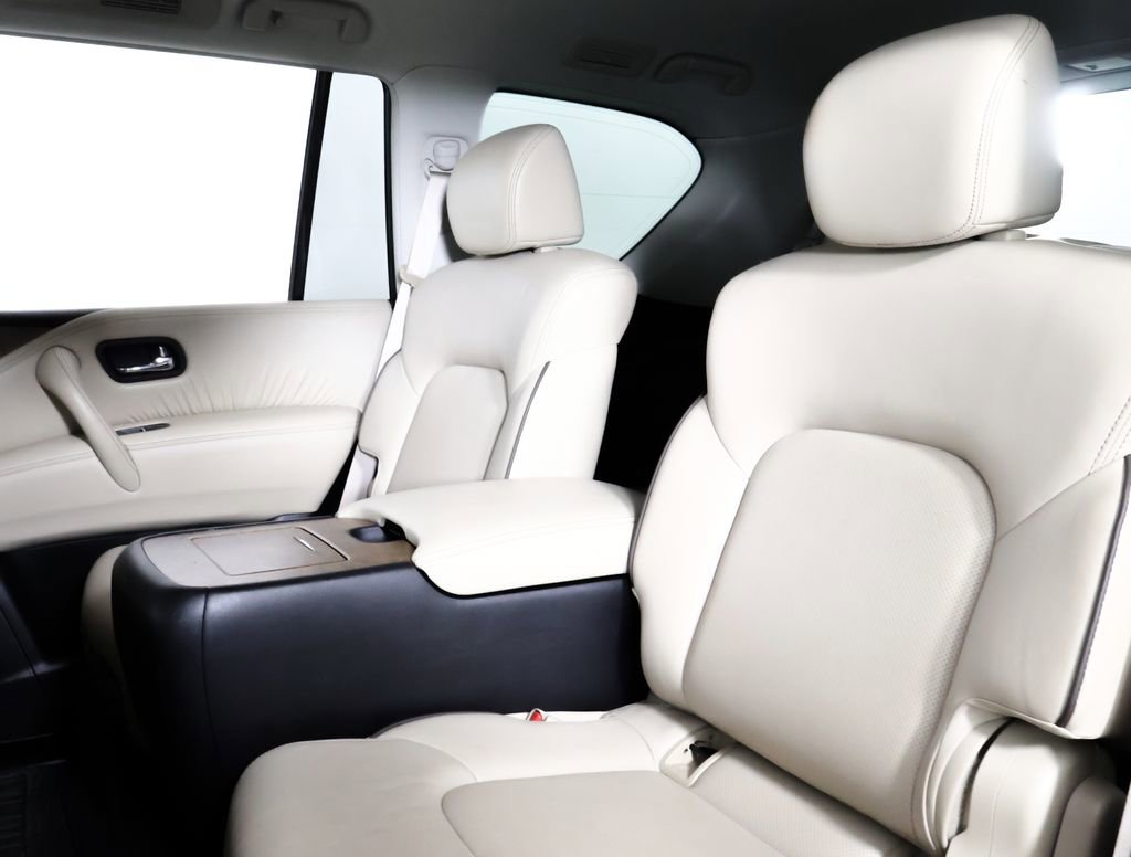 Used 2021 Nissan Armada SL w/ Captain's Chairs Package image 10