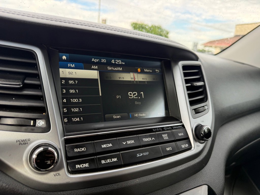 Used 2017 Hyundai Tucson SE Plus FWD image 35