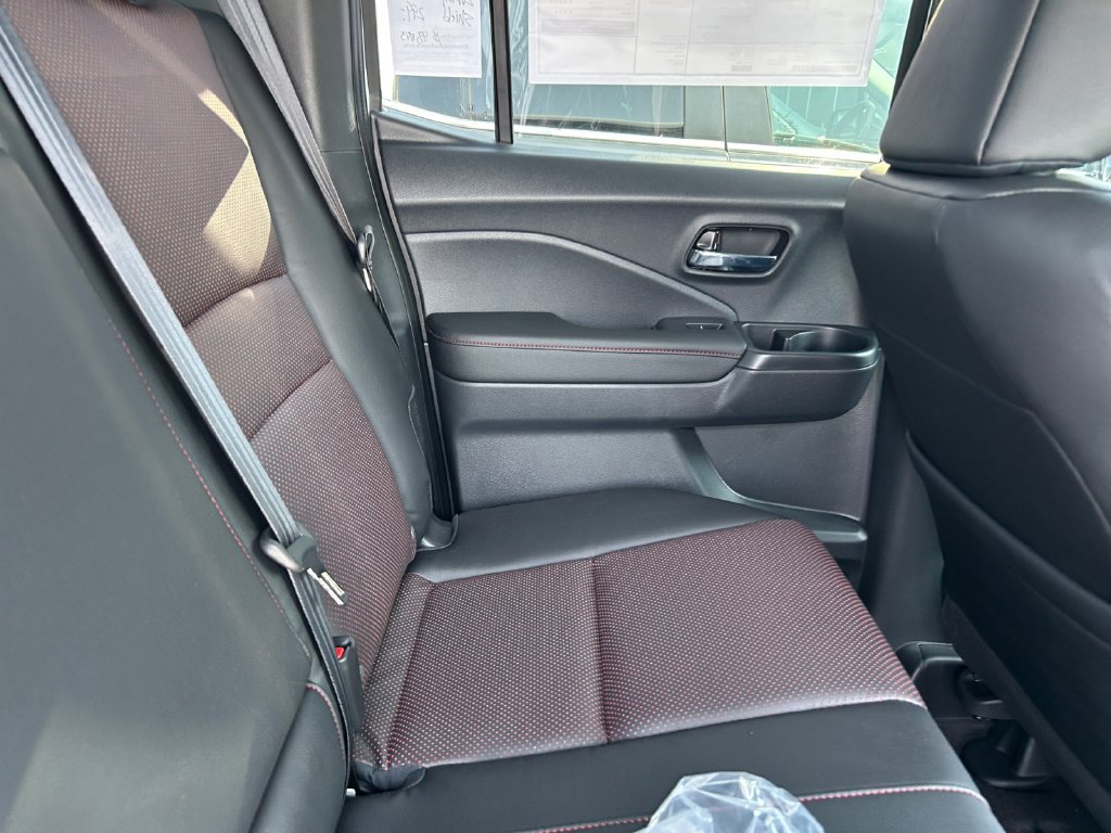 New 2026 Honda Ridgeline Black Edition image 18