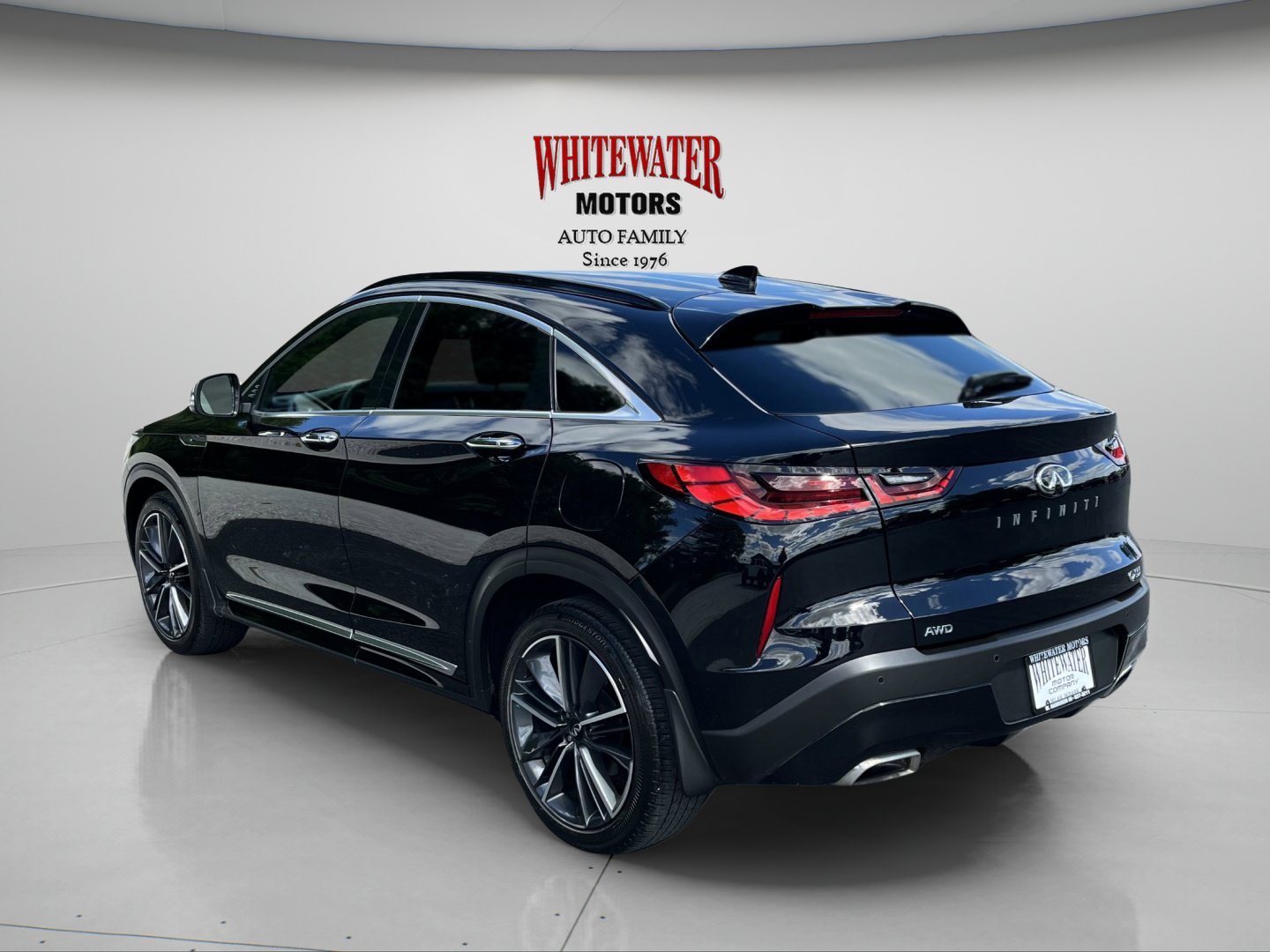 Used 2023 INFINITI QX55 Luxe w/ Cargo Package AWD/4WD image 3