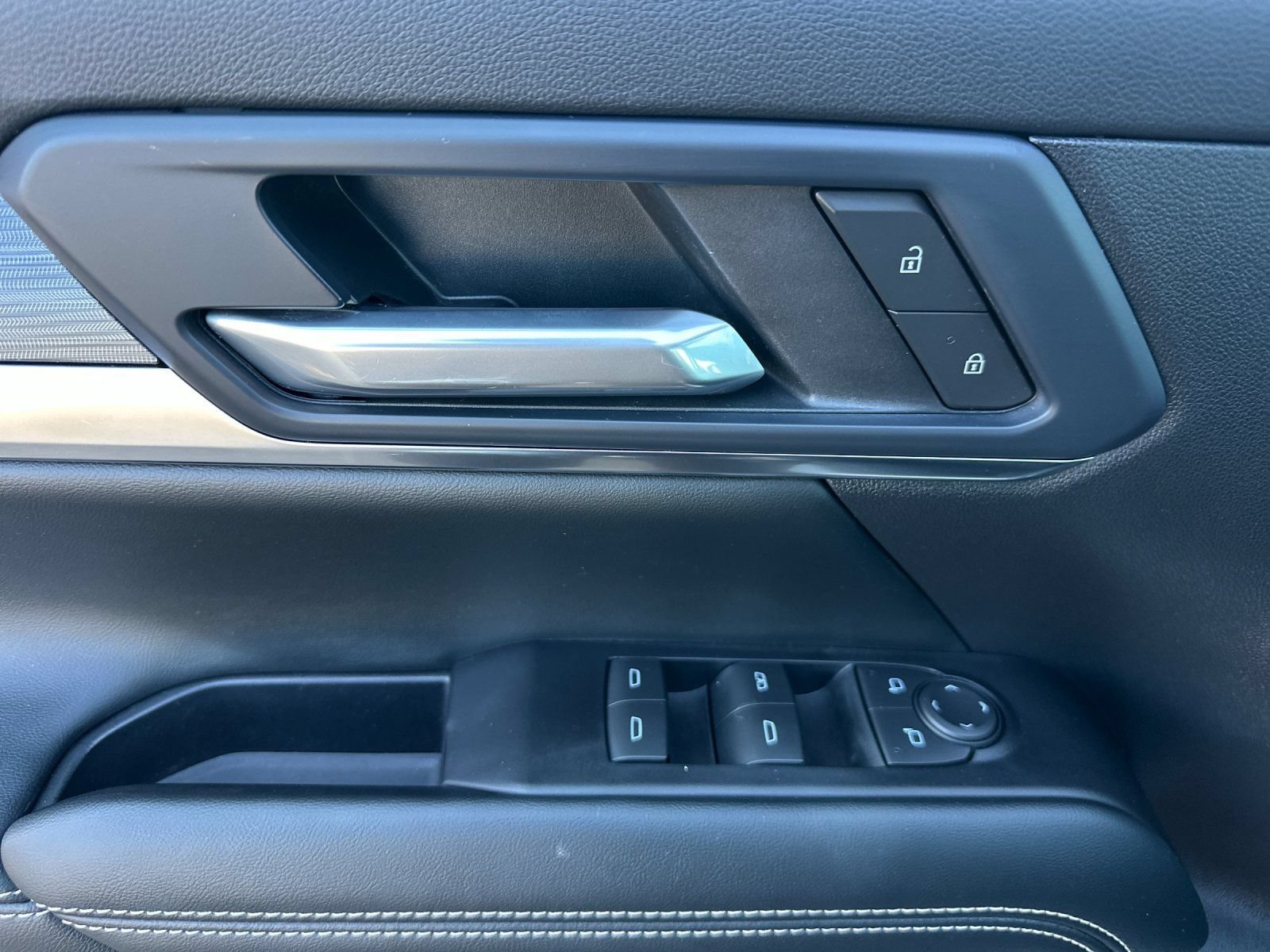 Used 2026 GMC Terrain Elevation FWD image 11