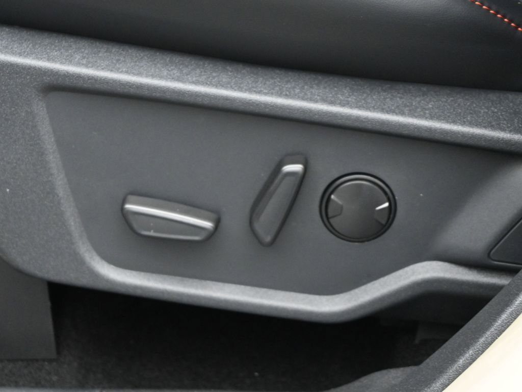 New 2025 Ford Bronco Raptor w/ Interior Carbon Fiber Pack image 7