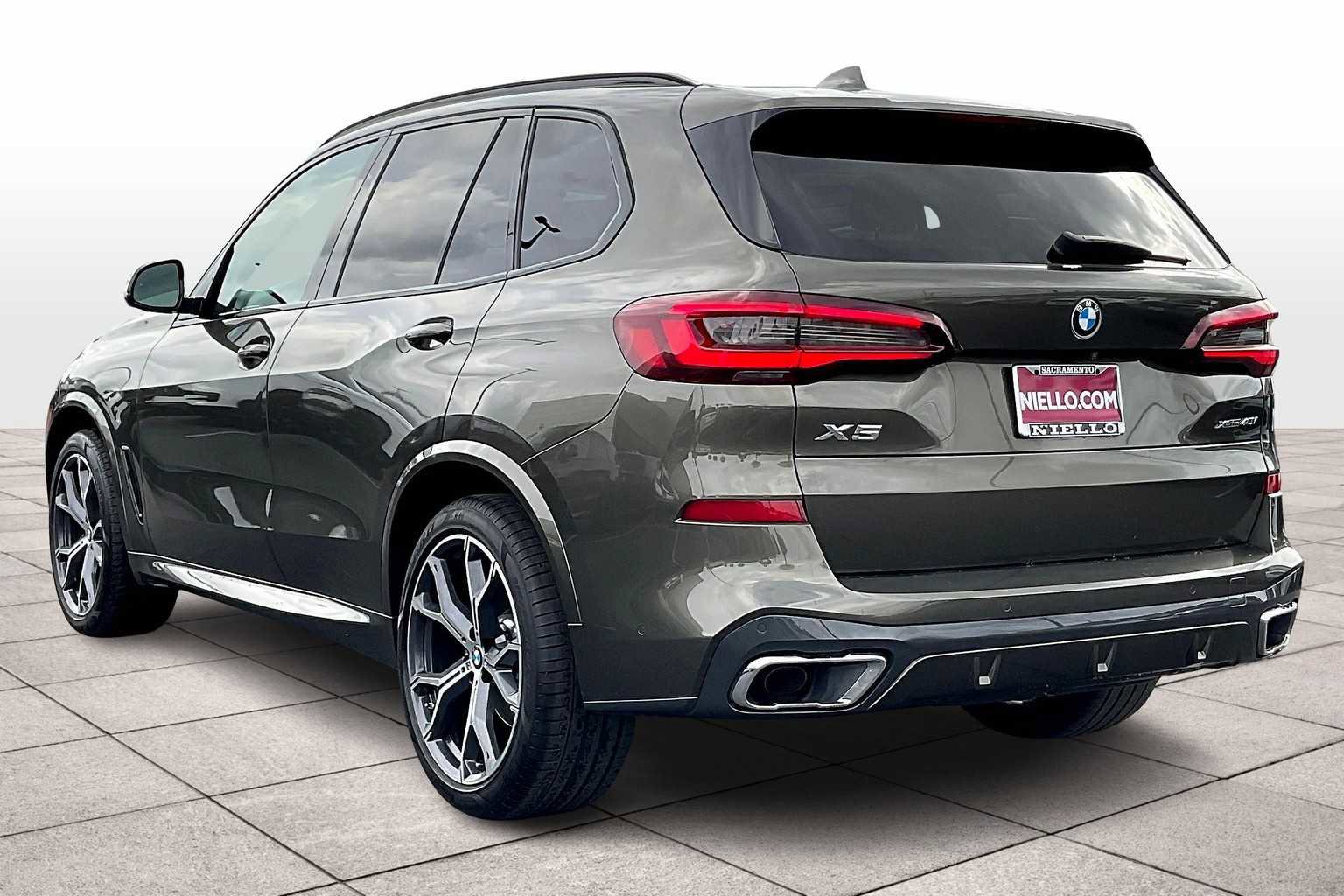 Used 2022 BMW X5 xDrive40i w/ M Sport Package image 15