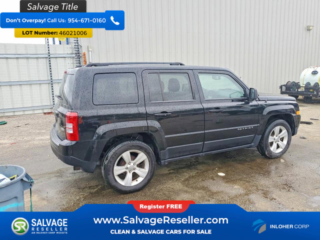 Used 2014 Jeep Patriot Latitude w/ Sun/Sound Group FWD image 4