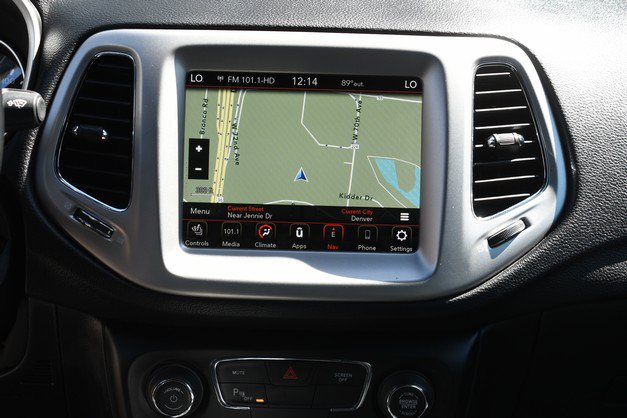Used 2020 Jeep Compass High Altitude AWD/4WD image 21