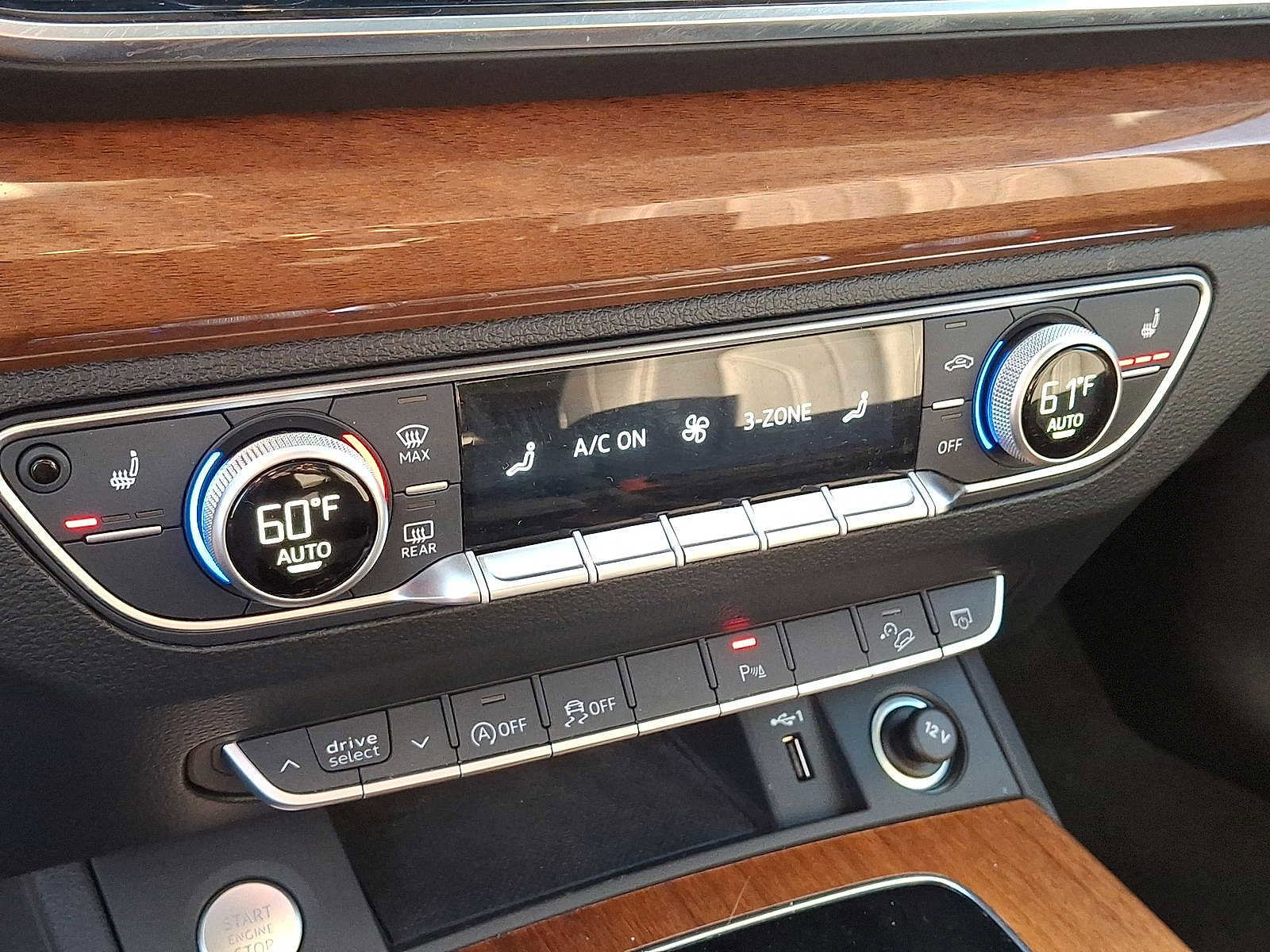 Certified 2023 Audi Q5 2.0T Premium w/ Convenience Package image 19