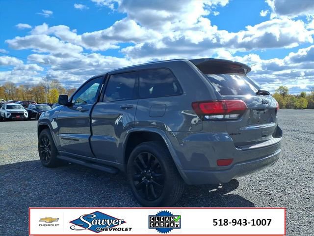 Used 2022 Jeep Grand Cherokee Laredo X image 5