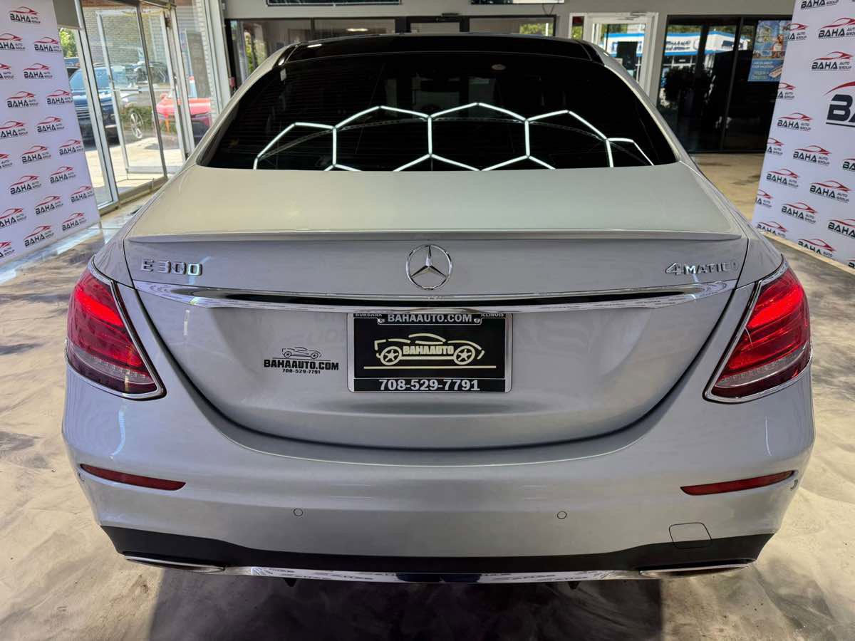 Used 2019 Mercedes-Benz E 300 4MATIC w/ Premium 1 Package image 10