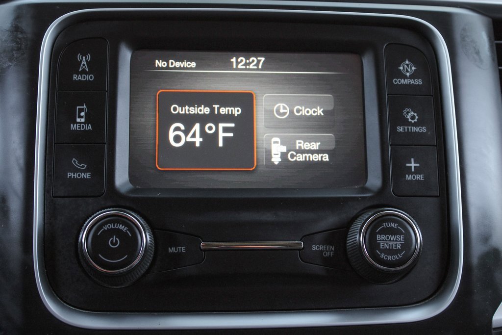 Used 2021 RAM 1500 Classic SLT image 30