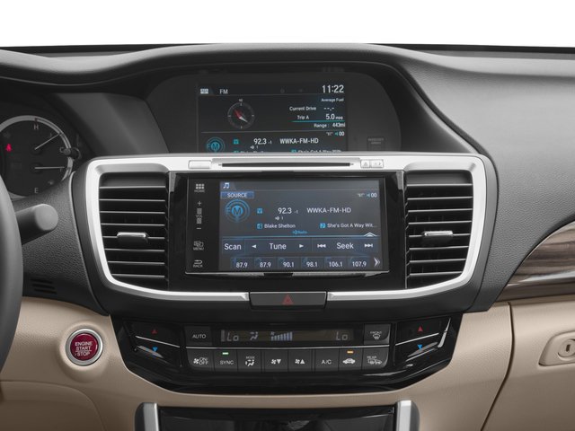 Used 2017 Honda Accord EX-L image 10