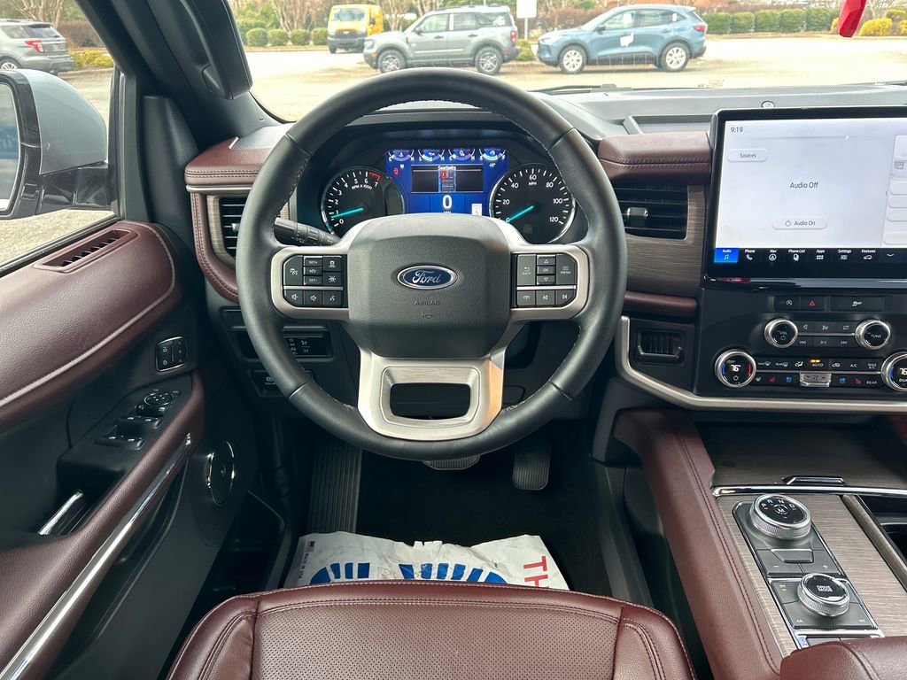Used 2024 Ford Expedition Max Limited image 15