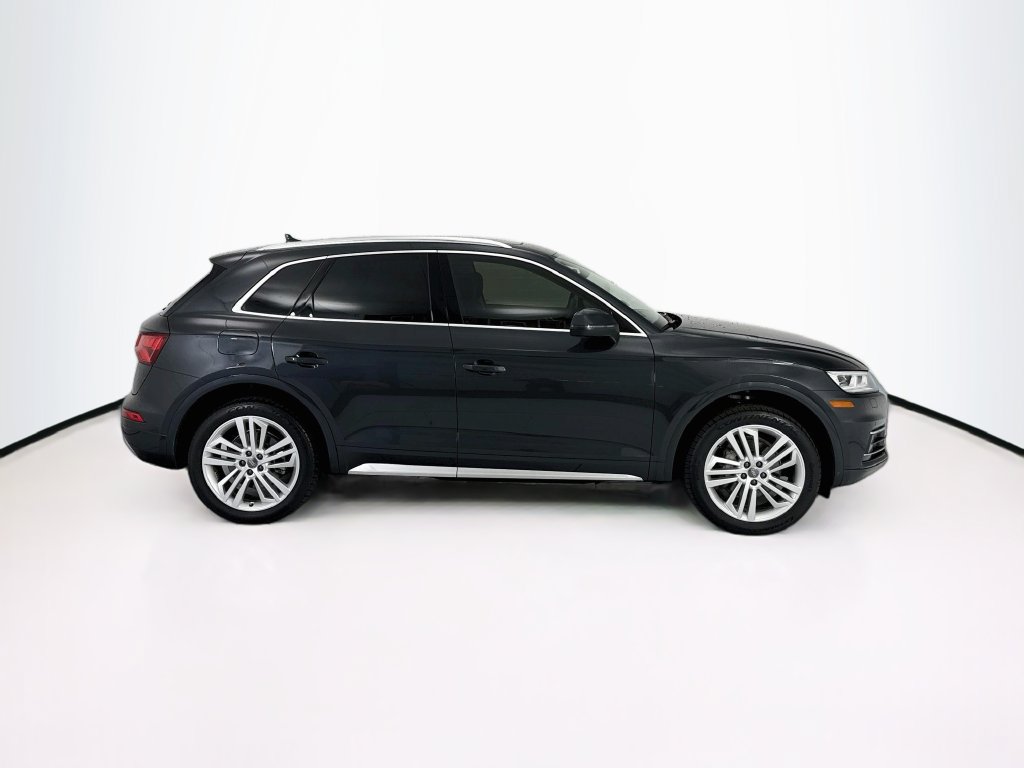 Used 2018 Audi Q5 2.0T Premium Plus w/ Premium Plus Package AWD/4WD image 4