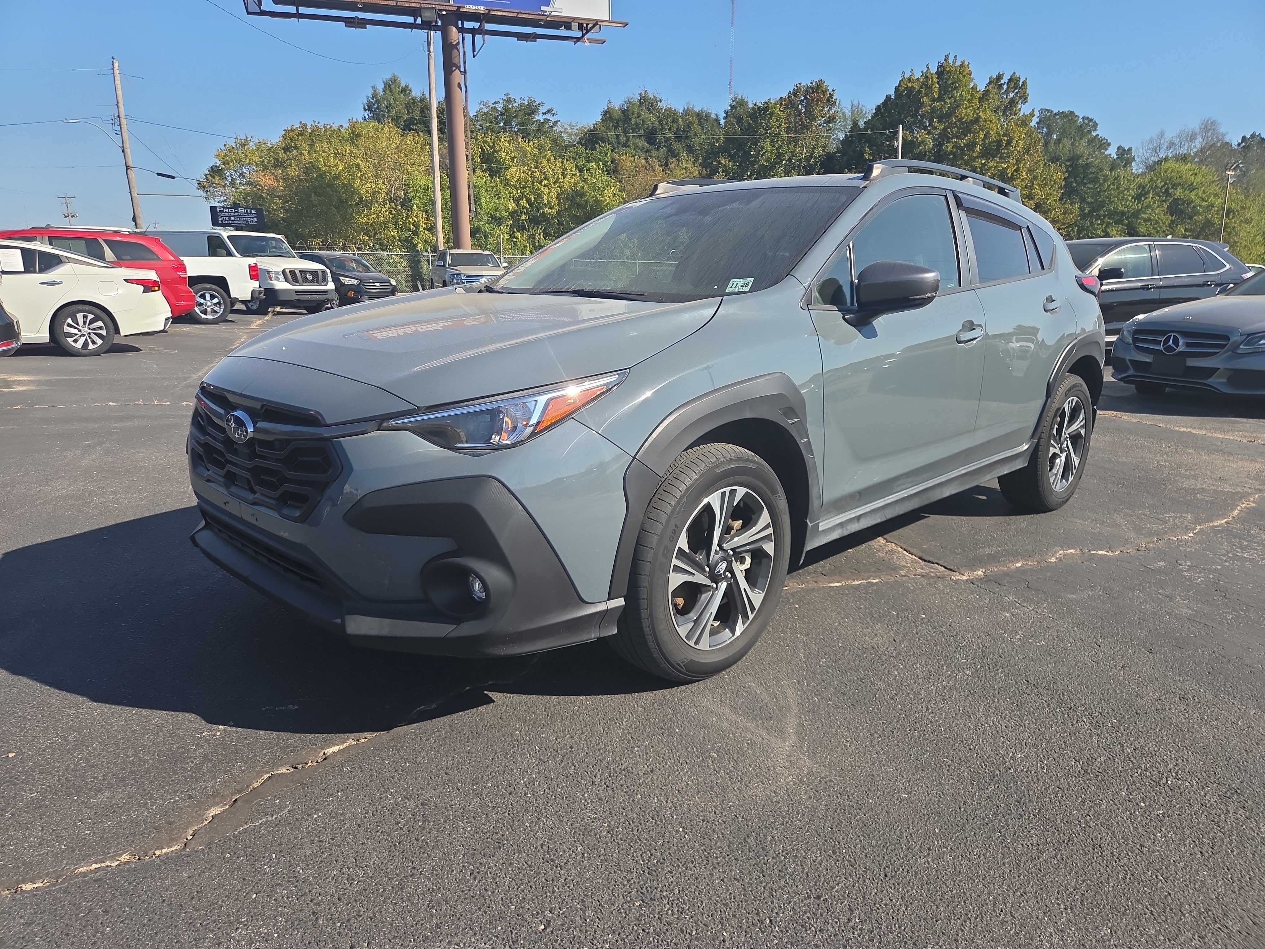 Used 2024 Subaru Crosstrek 2.0i Premium AWD/4WD image 1