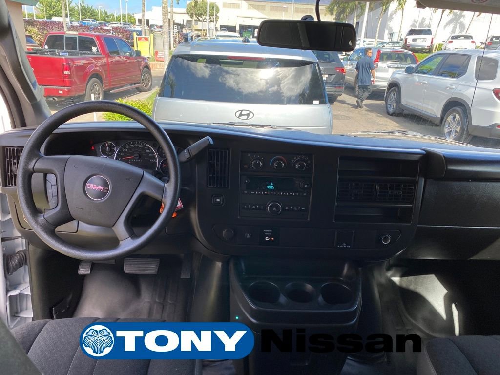 Used 2023 GMC Savana 2500 w/ Driver Convenience Package image 11