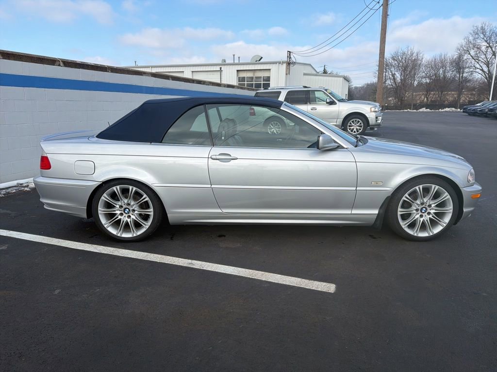 Used 2001 BMW 325Ci Convertible image 6