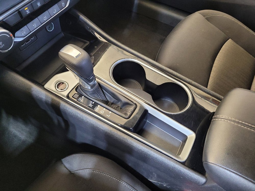 Used 2024 Nissan Altima 2.5 SV image 26