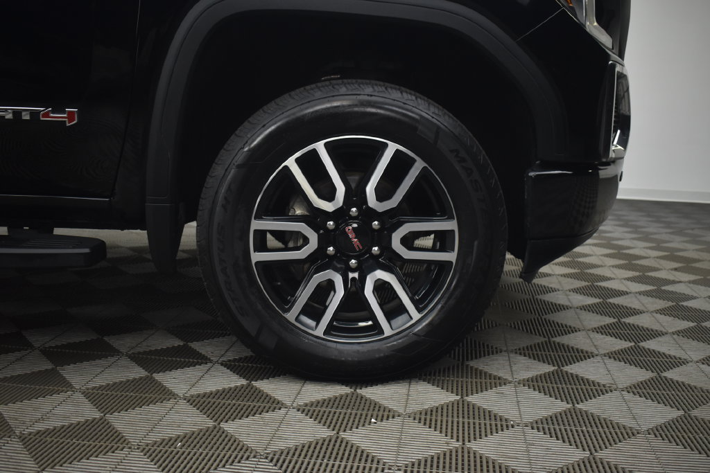 Used 2020 GMC Sierra 1500 AT4 w/ AT4 Premium Package AWD/4WD image 26