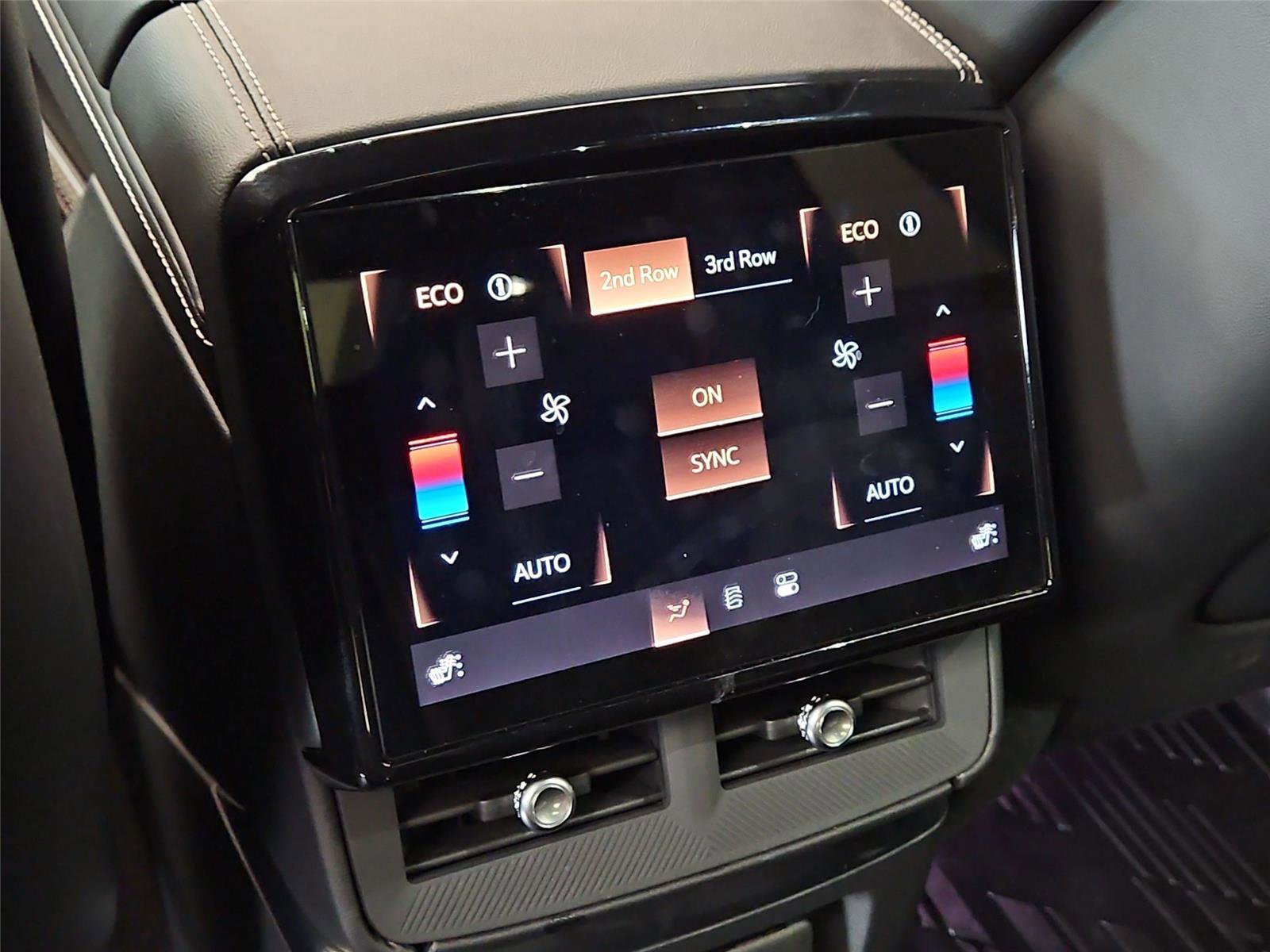 New 2026 Cadillac Vistiq Sport w/ LPO, Floor Liner Package AWD/4WD image 26