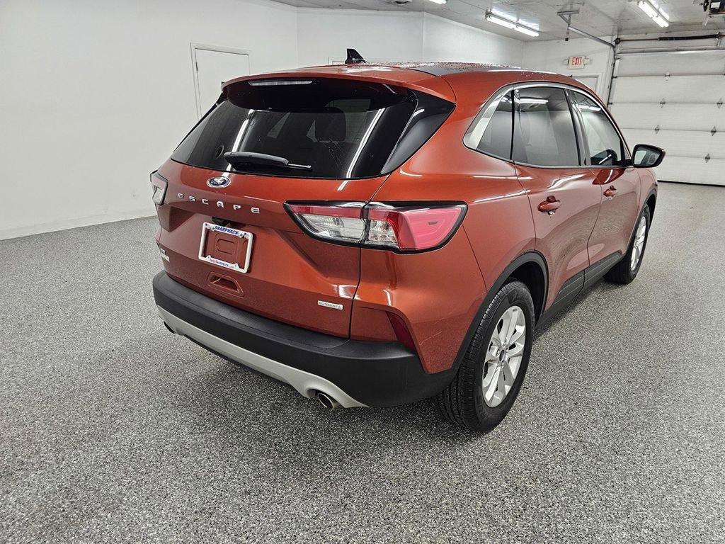 Used 2020 Ford Escape SE FWD image 4