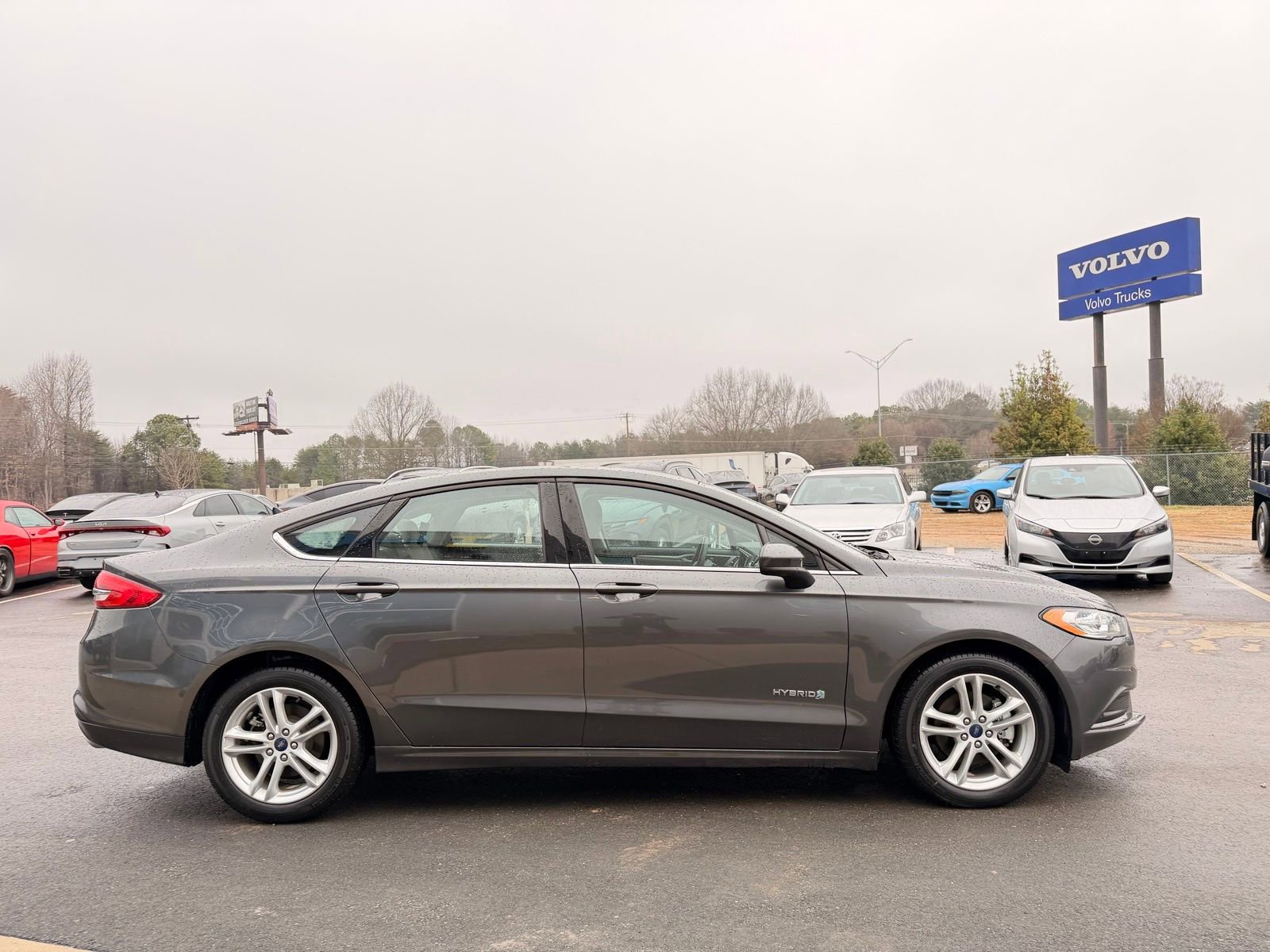 Used 2018 Ford Fusion S FWD image 5