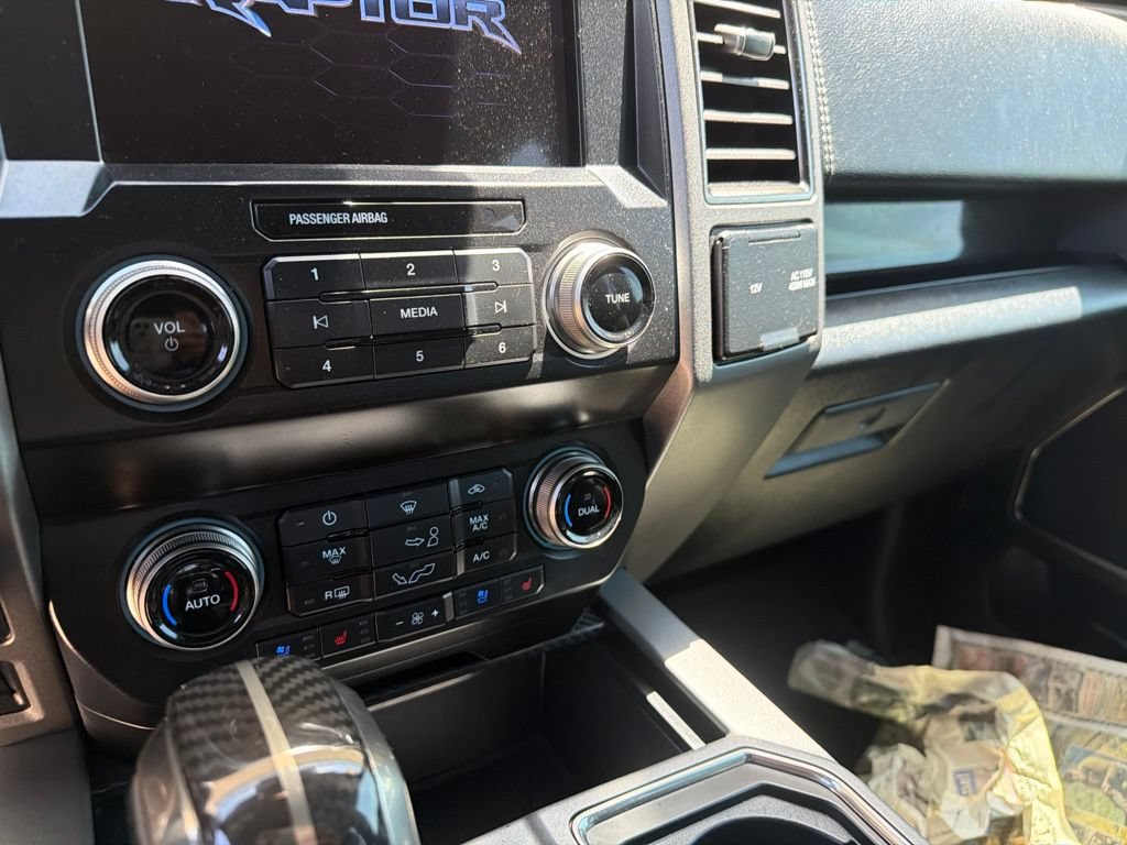 Used 2020 Ford F150 Raptor w/ Equipment Group 802A Luxury AWD/4WD image 15