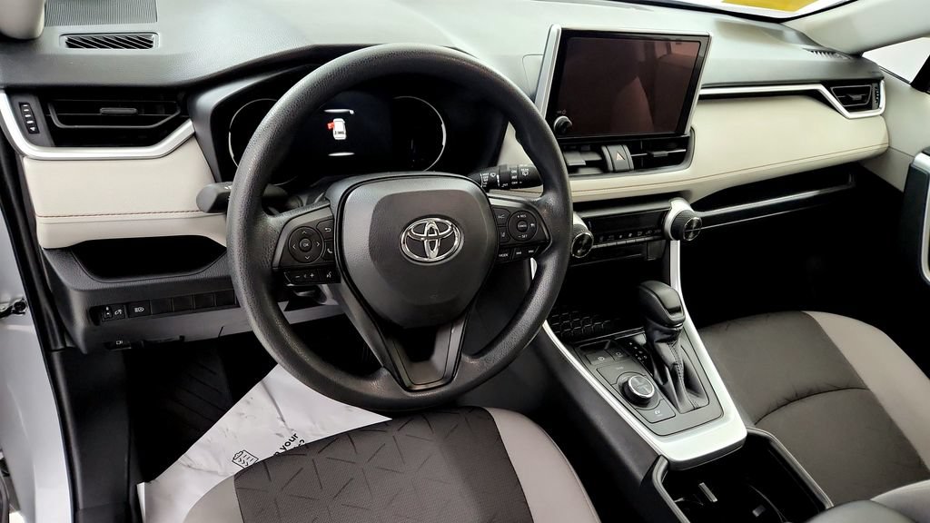 Used 2025 Toyota RAV4 XLE w/ Convenience Package AWD/4WD image 24