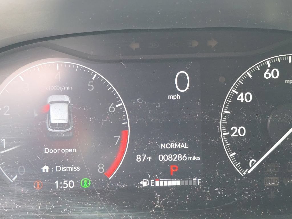Used 2025 Honda HR-V LX image 15