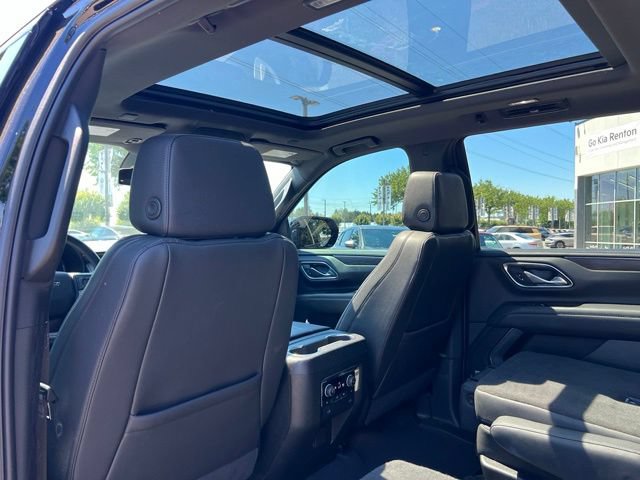 Used 2024 Chevrolet Tahoe Z71 w/ Luxury Package AWD/4WD image 9