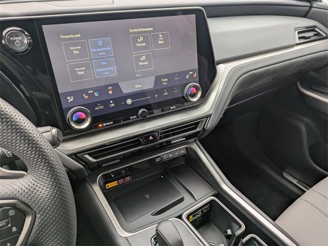 Used 2025 Lexus TX 500h AWD image 11