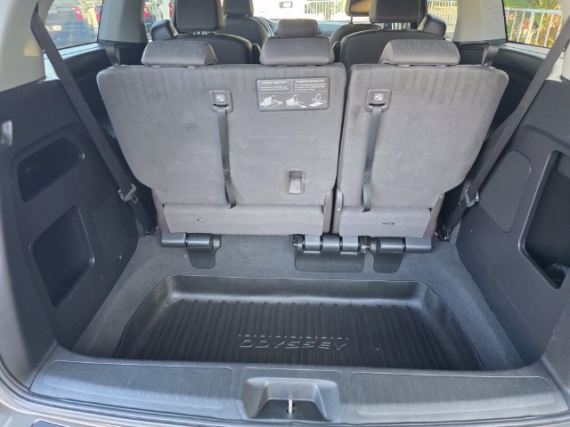 Used 2019 Honda Odyssey EX image 17
