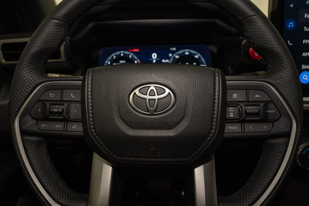 Certified 2025 Toyota Tacoma TRD Off-Road image 18