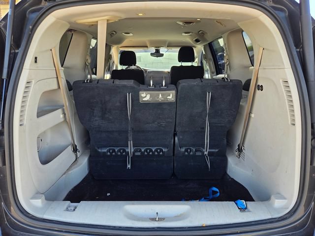 Used 2017 Chrysler Pacifica Touring FWD image 14