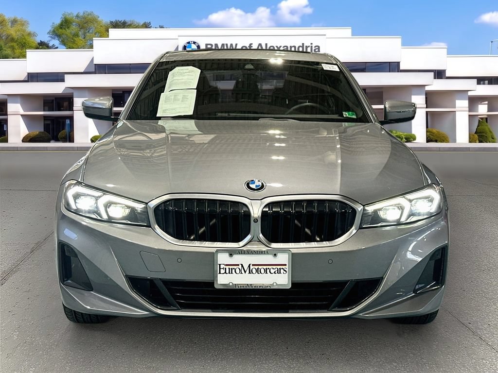 Used 2023 BMW 330i xDrive Sedan w/ Parking Assistance Package AWD/4WD image 2