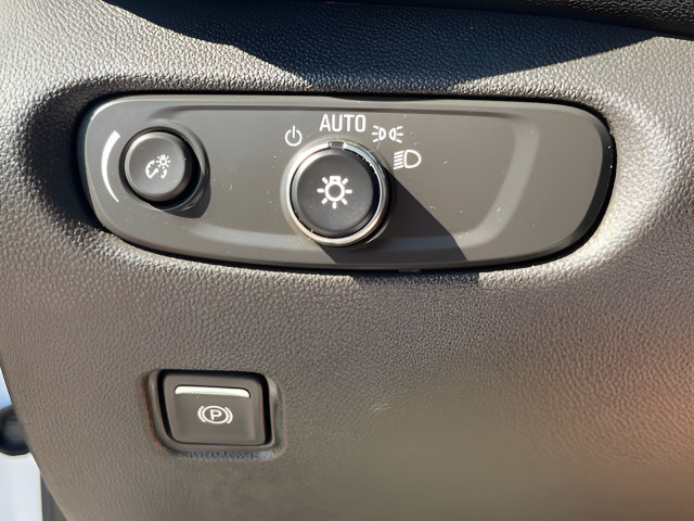 Used 2026 Chevrolet Blazer LT FWD image 22