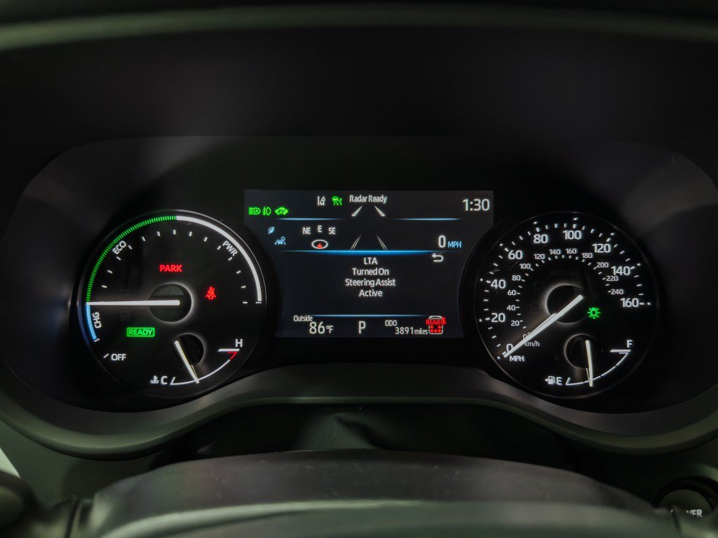 Used 2025 Toyota Sienna XLE AWD/4WD image 35