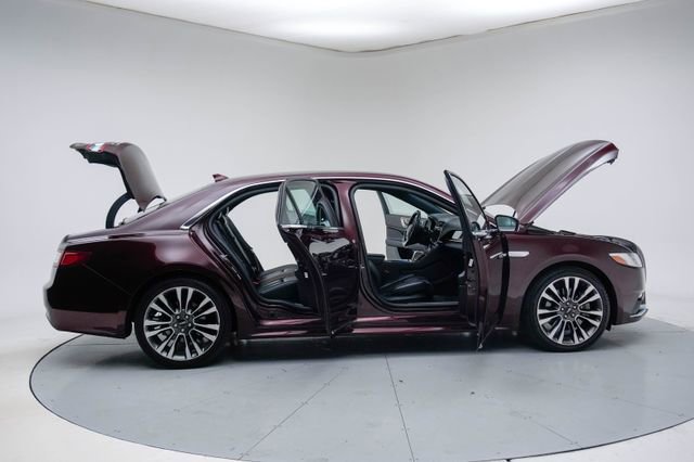 Used 2018 Lincoln Continental Select w/ Continental Climate Package FWD image 14