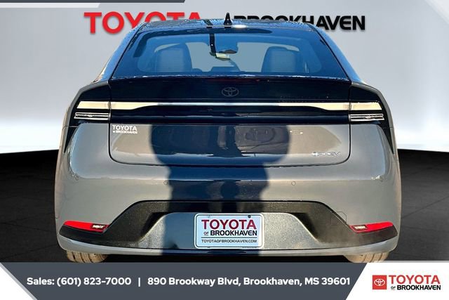 New 2026 Toyota Prius Plug-In Hybrid image 4