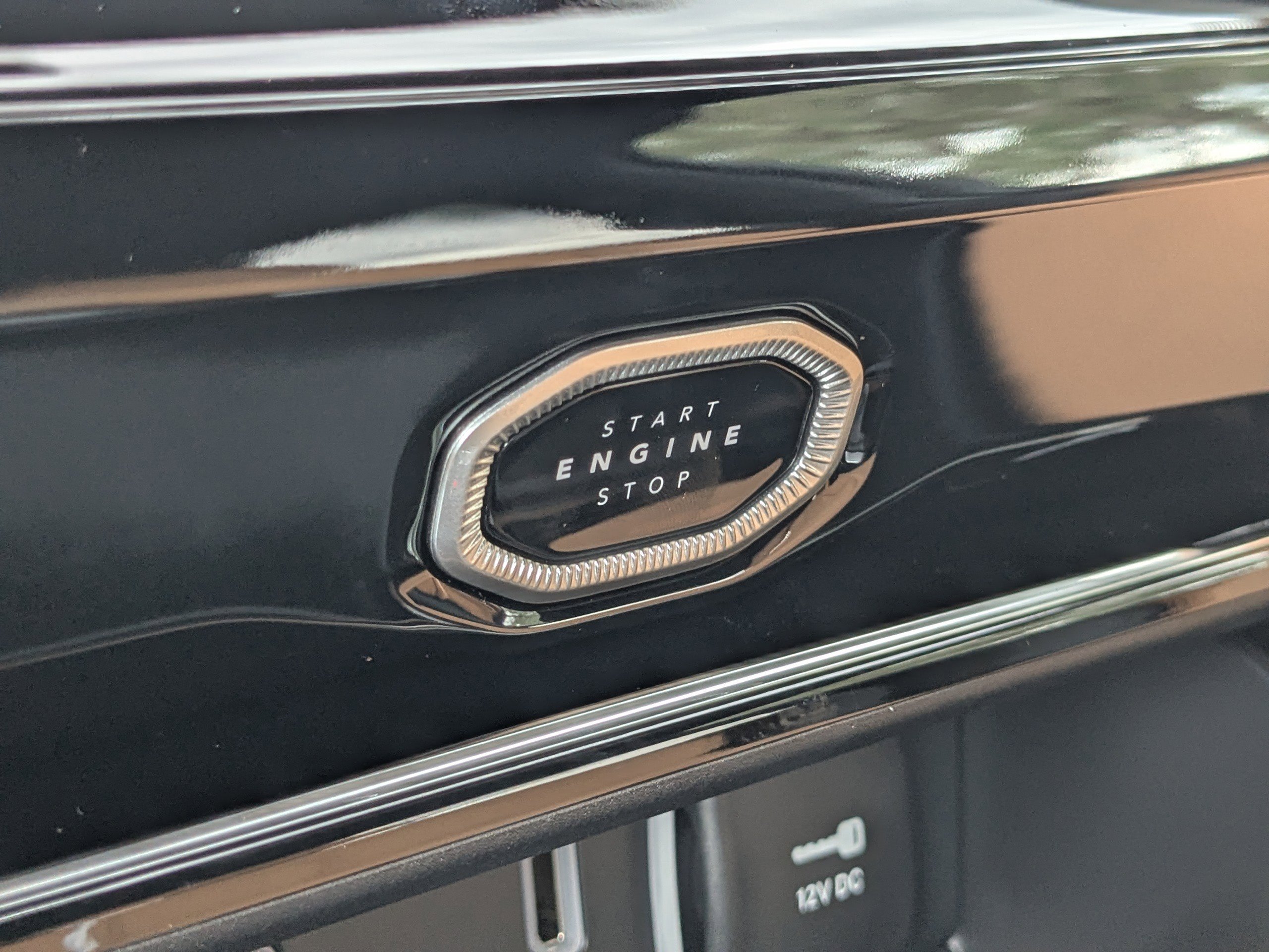 New 2026 Jeep Grand Cherokee Summit image 28