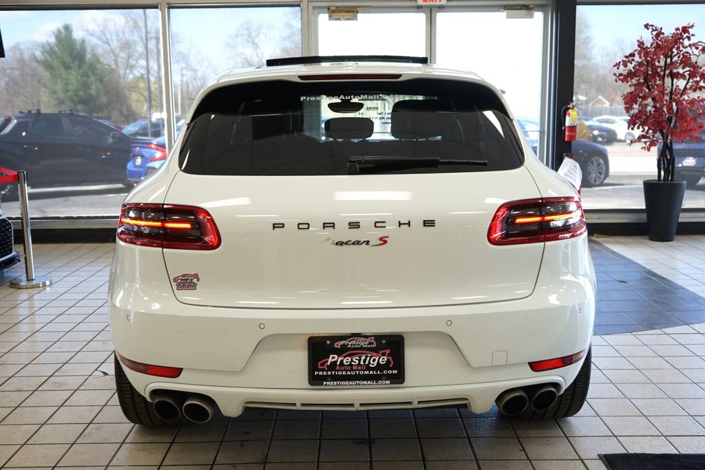 Used 2015 Porsche Macan S w/ Premium Package Plus image 17