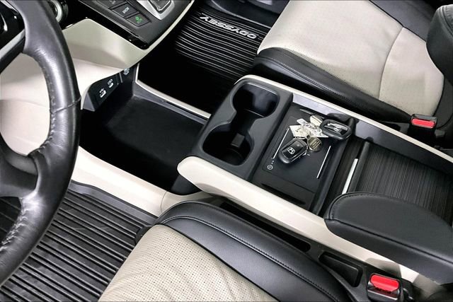 Used 2025 Honda Odyssey Elite image 17