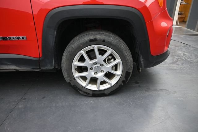 Used 2023 Jeep Renegade Latitude w/ Premium Group AWD/4WD image 41
