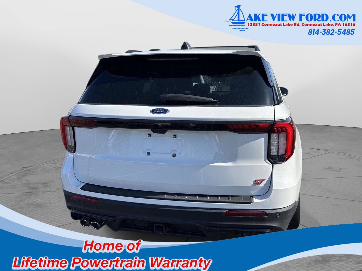 Used 2025 Ford Explorer ST AWD/4WD image 3