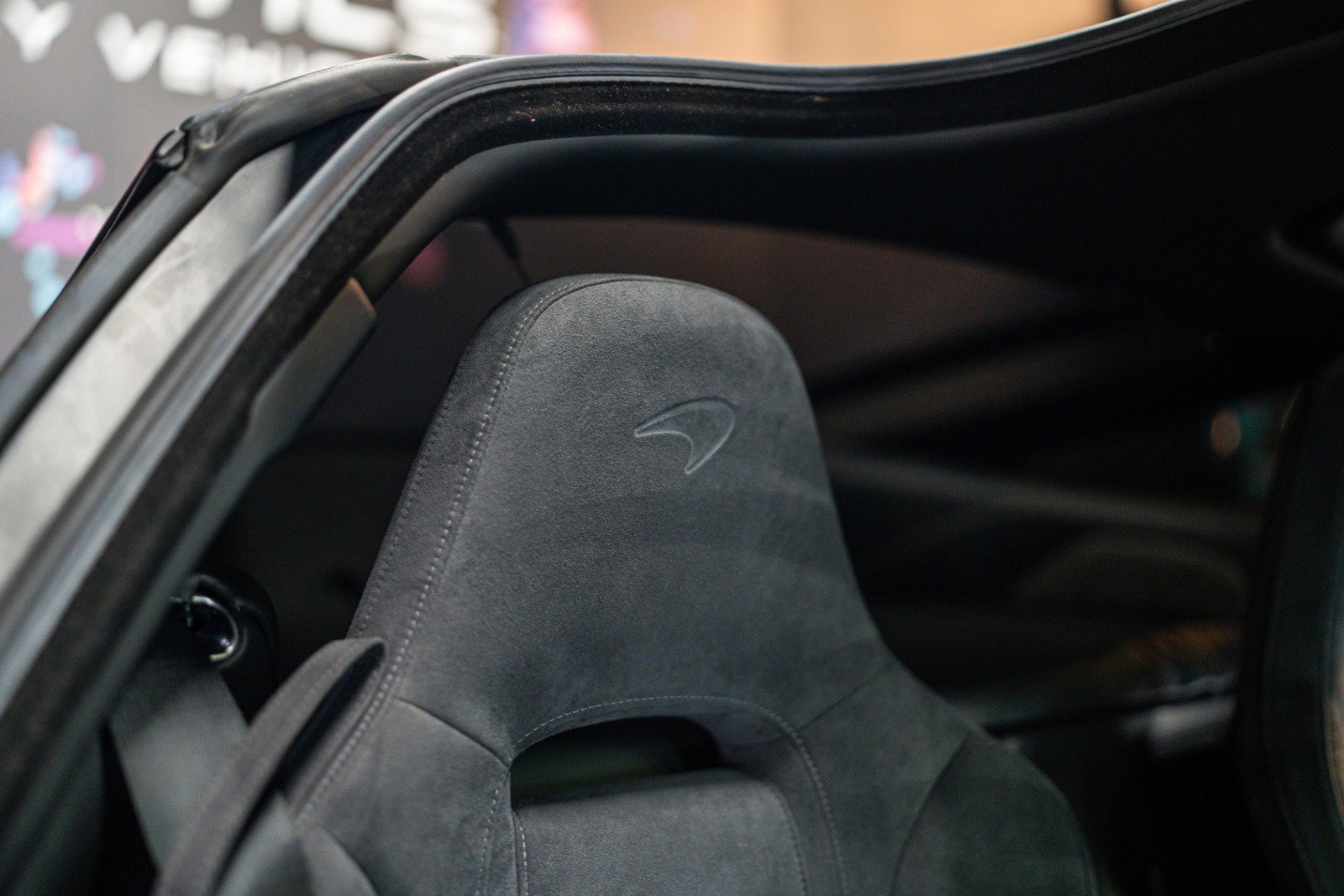 Used 2018 McLaren 720S image 13