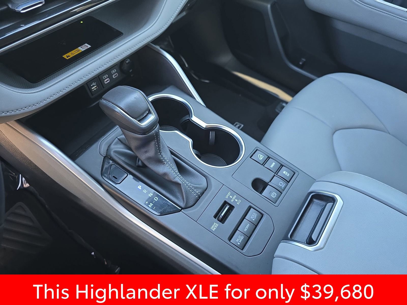 Used 2024 Toyota Highlander XLE image 33
