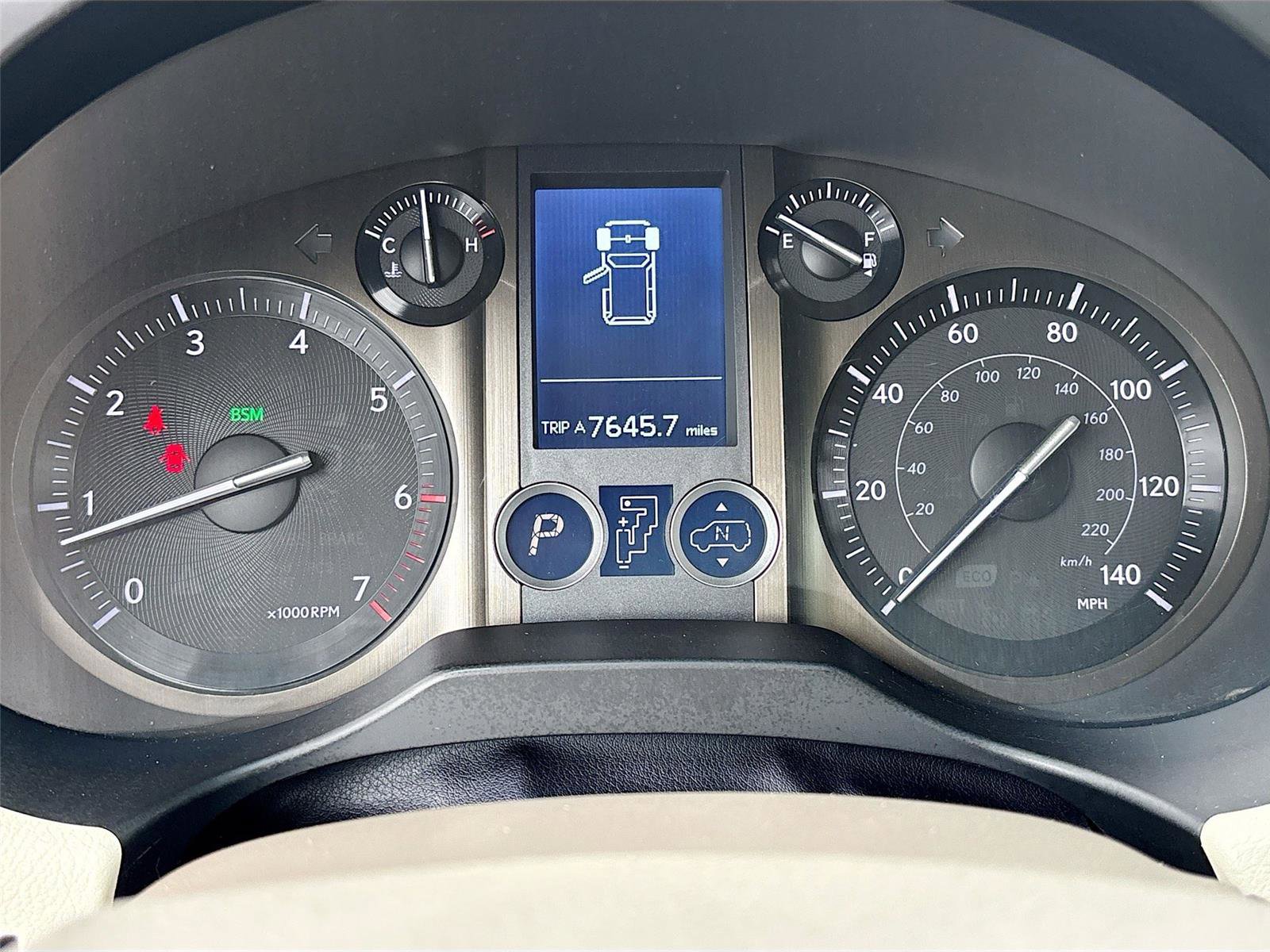 Used 2016 Lexus GX 460 Luxury w/ Preferred Accessory Package AWD/4WD image 12