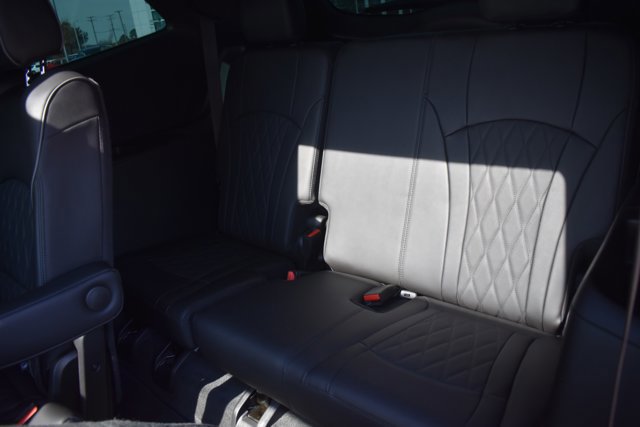 Used 2023 Buick Enclave Avenir w/ Avenir Technology Package image 16