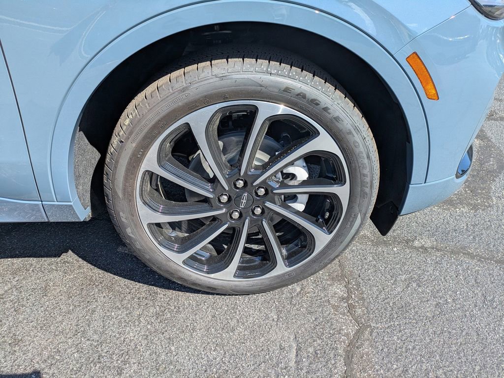 New 2026 Lincoln Nautilus Black Label image 11